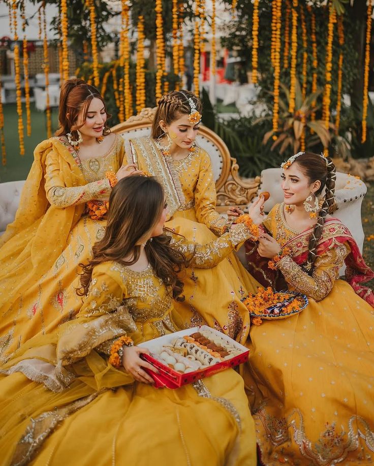 OCCASION WEAR
