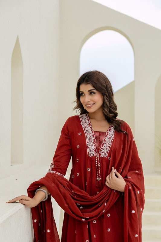 A-Line Kurta Set with Pant & Malmal Dupatta – Handwork Embroidery